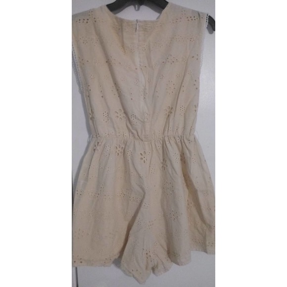 Chelsea & Violet girl  dress with lace front skin color Size S NWT - Picture 4 of 10